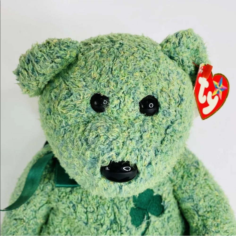 TY Beanie Buddies Collection “Shamrock” 2001 Collectible.
